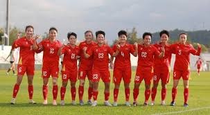 2025 赛季：芝加哥小熊队新秀铃木诚也连续 15 场有安打，打破队史外籍球员纪录